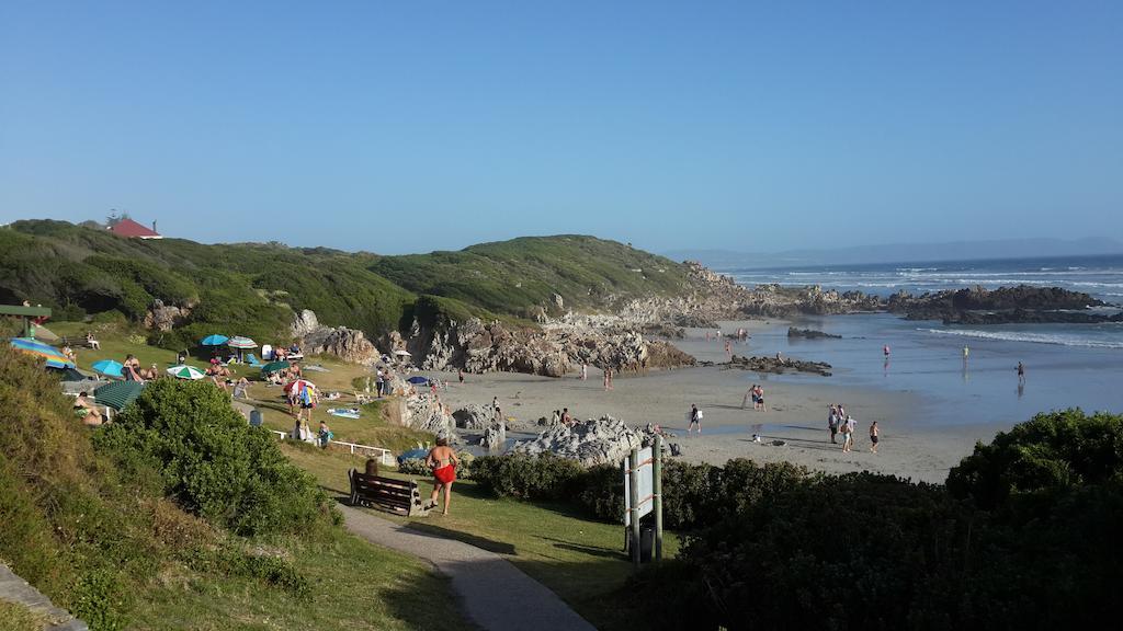 Hermanus Beach Villa ภายนอก รูปภาพ