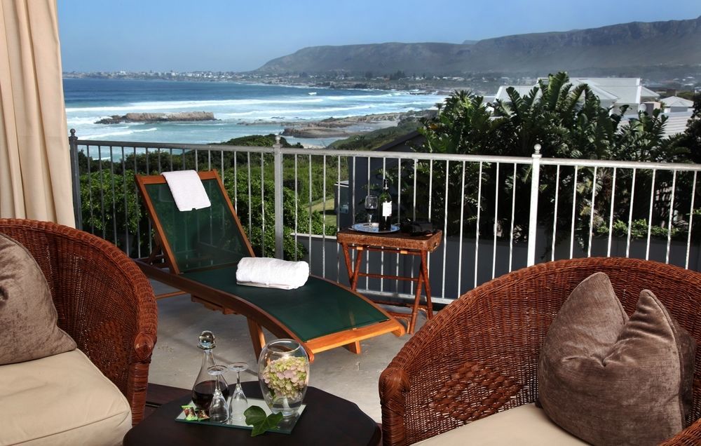 Hermanus Beach Villa ภายนอก รูปภาพ