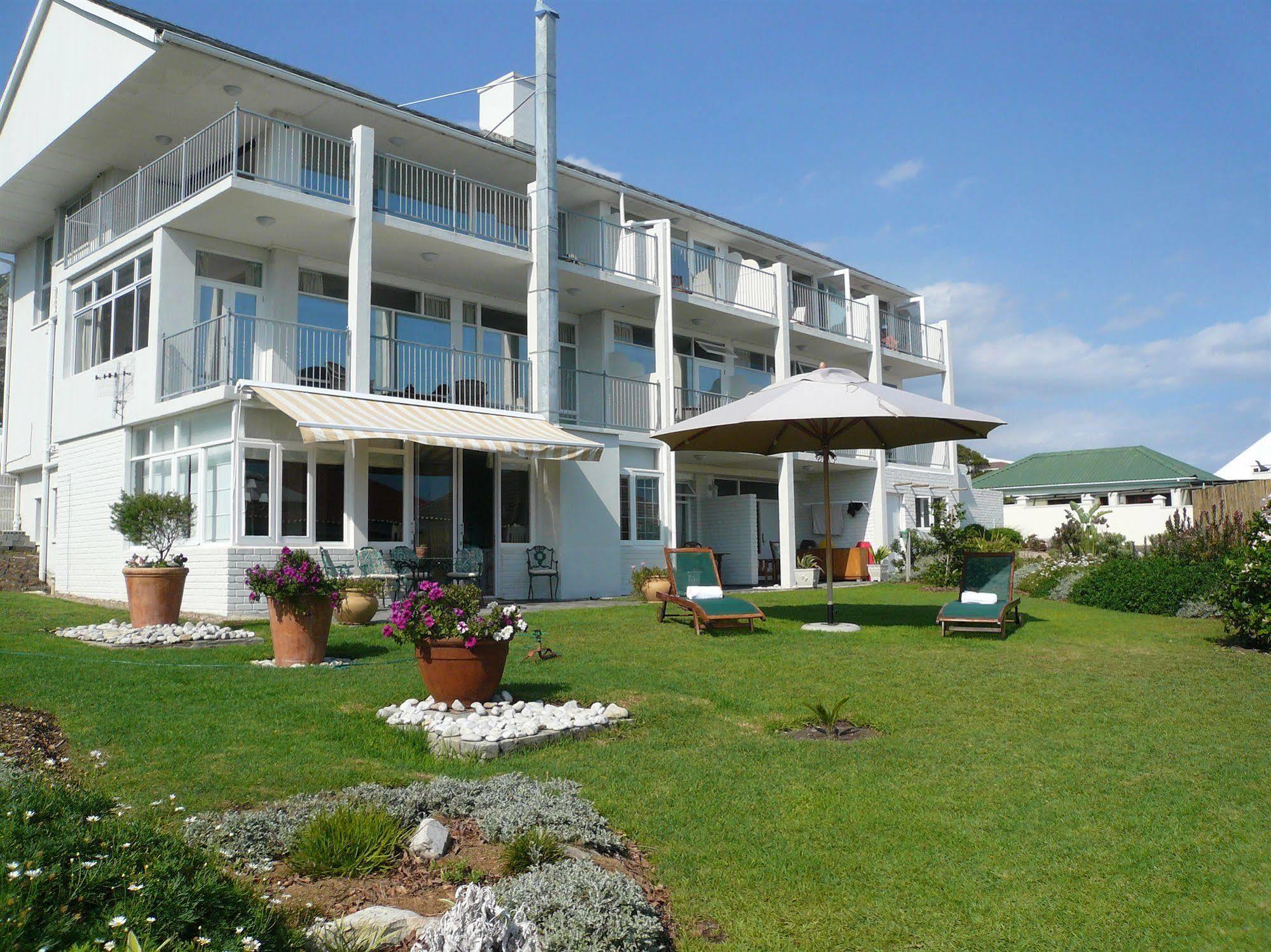 Hermanus Beach Villa ภายนอก รูปภาพ