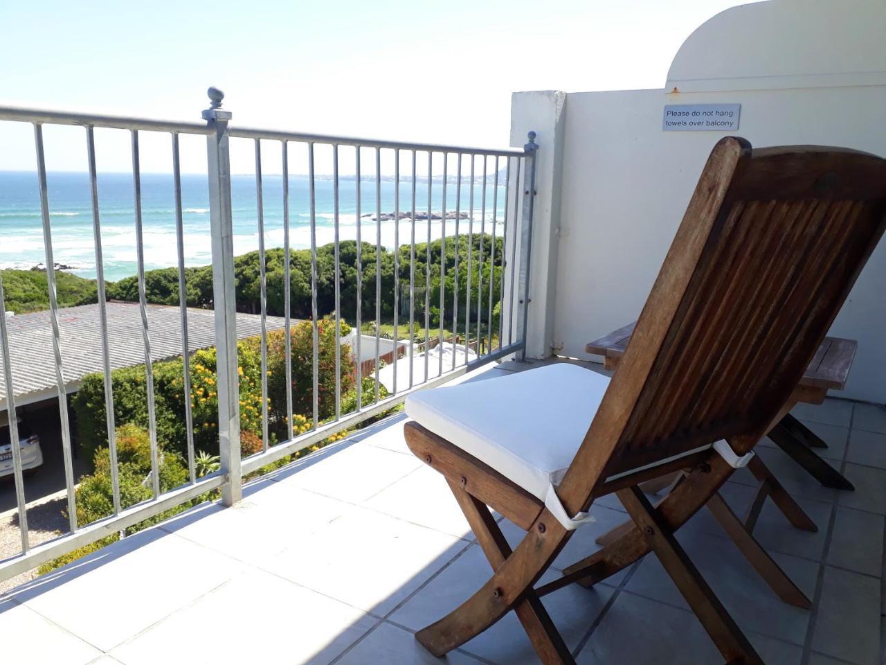 Hermanus Beach Villa ภายนอก รูปภาพ
