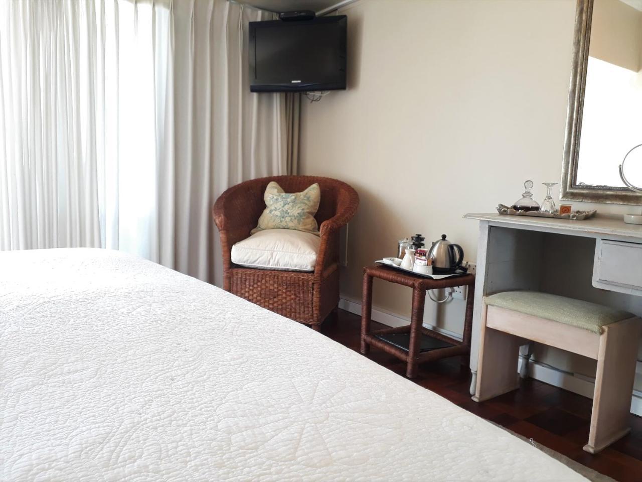 Hermanus Beach Villa ภายนอก รูปภาพ