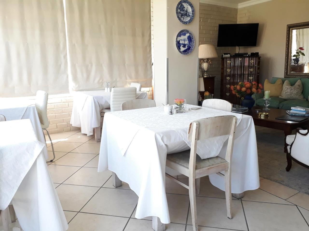 Hermanus Beach Villa ภายนอก รูปภาพ